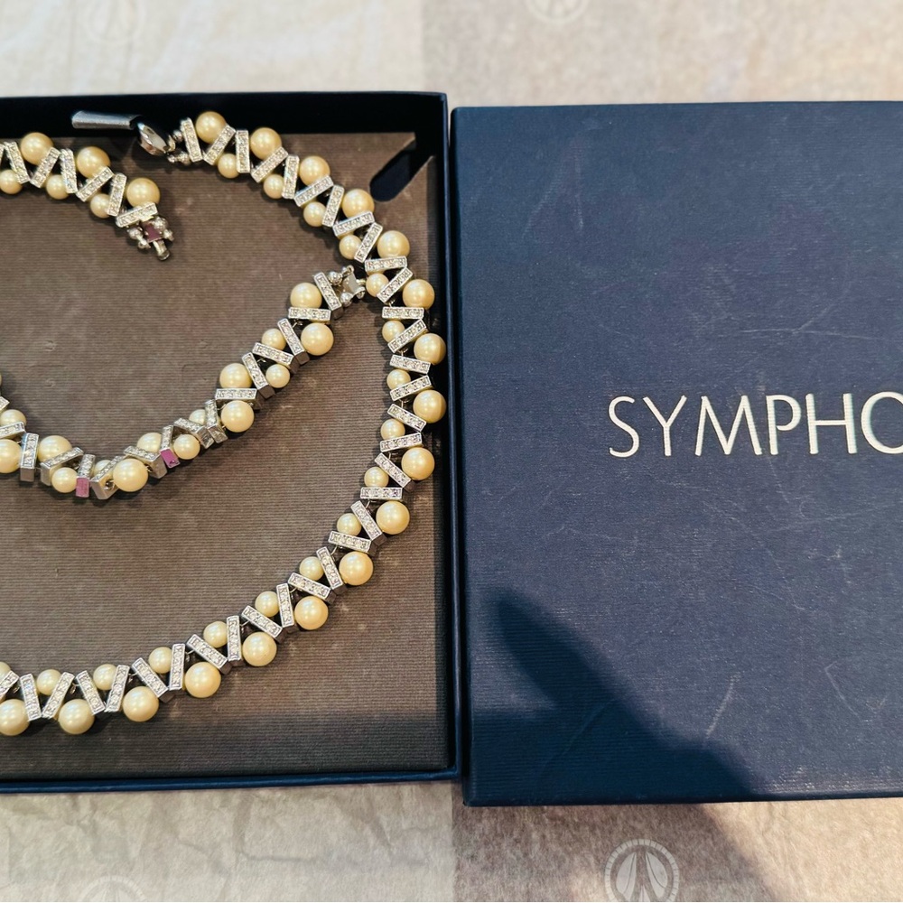 Symphony Pearl Necklace & Bracelet